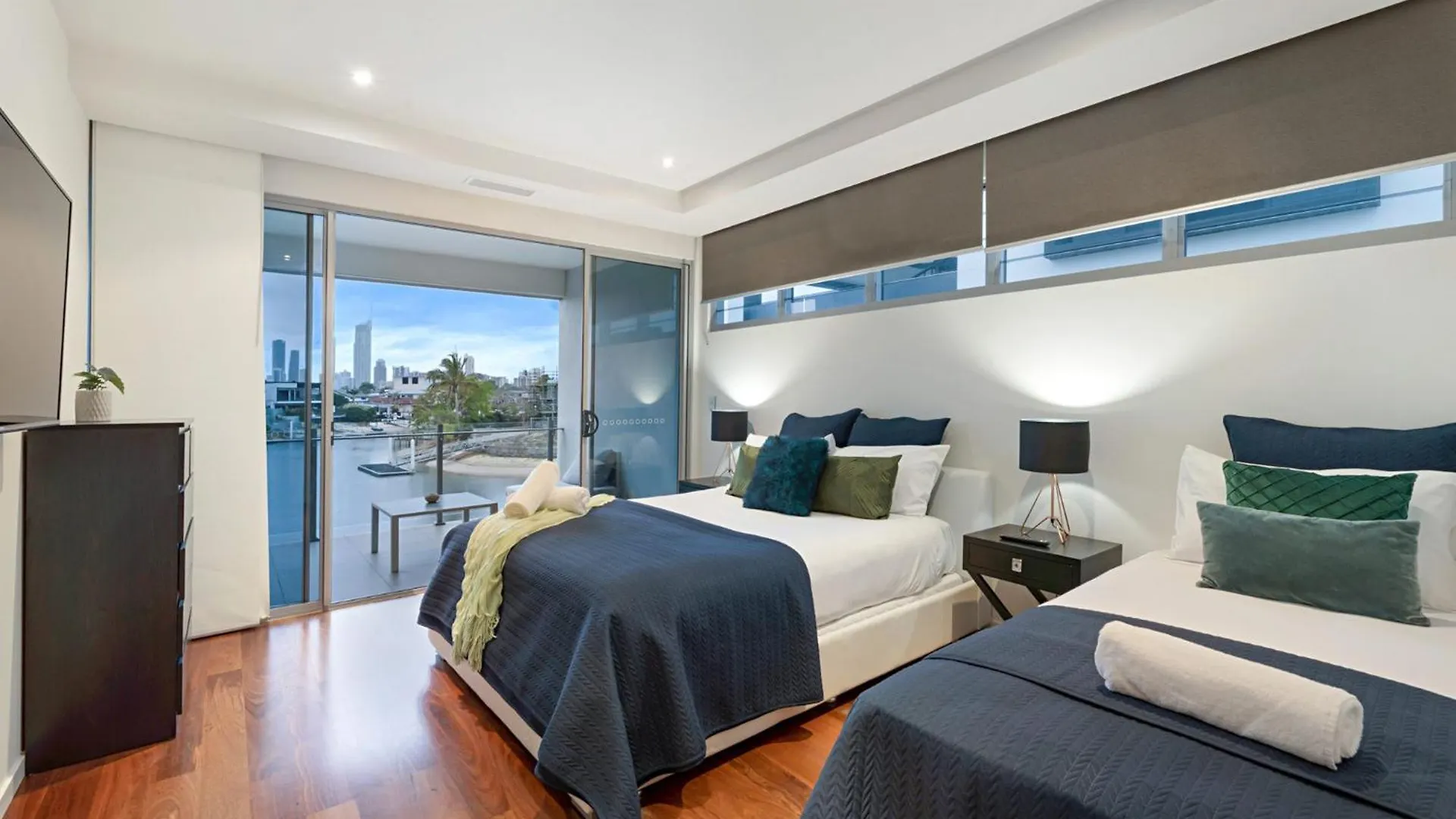 Opulence On Broadbeach Gold Coast